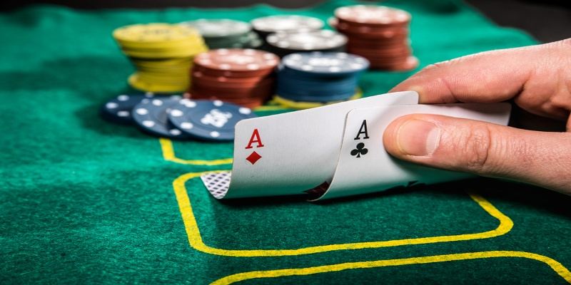 Poker có nhiều vòng cược cần chú ý